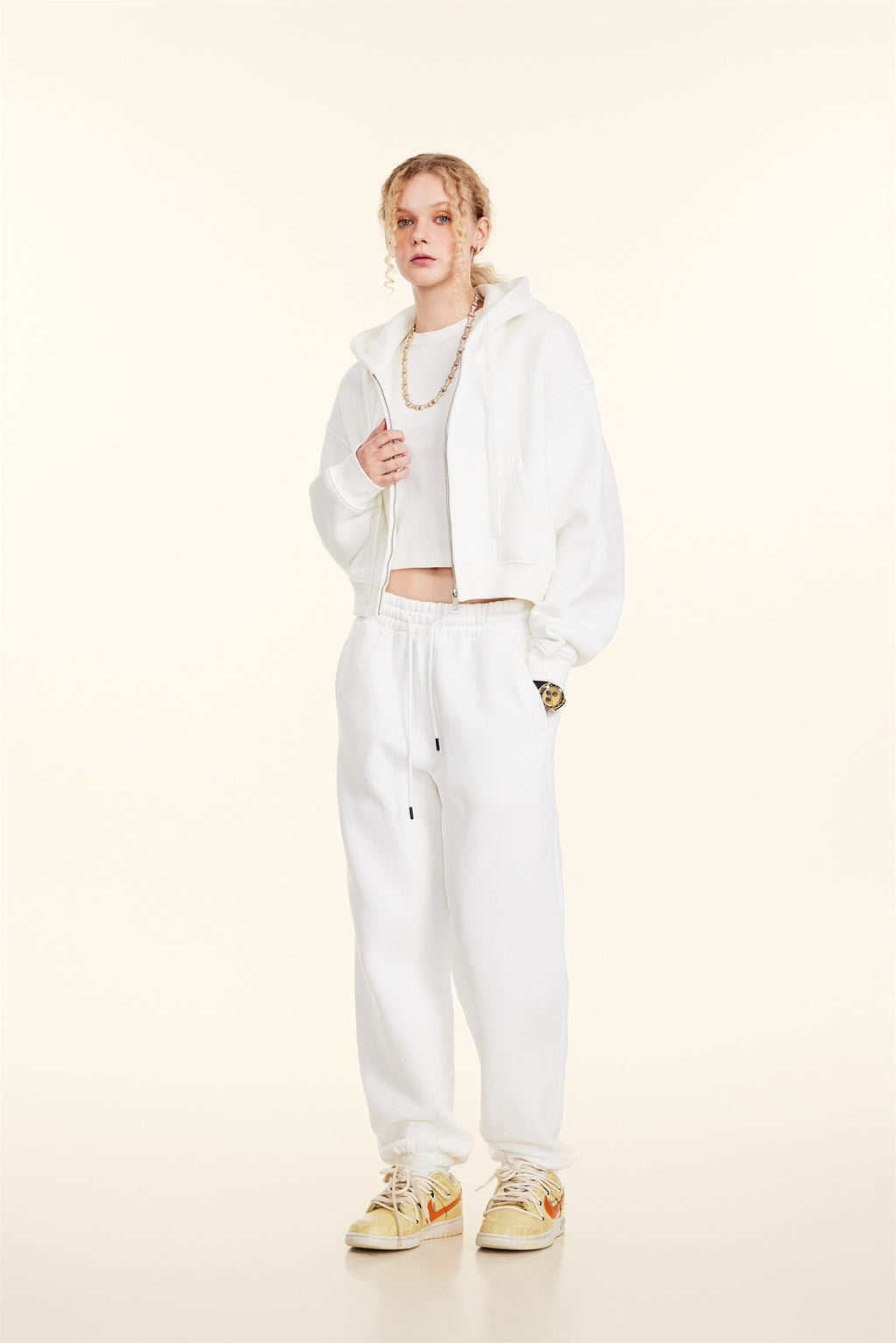 345GSM Women’s Cropped Fleece-Lined Zip-Up Hoodie White