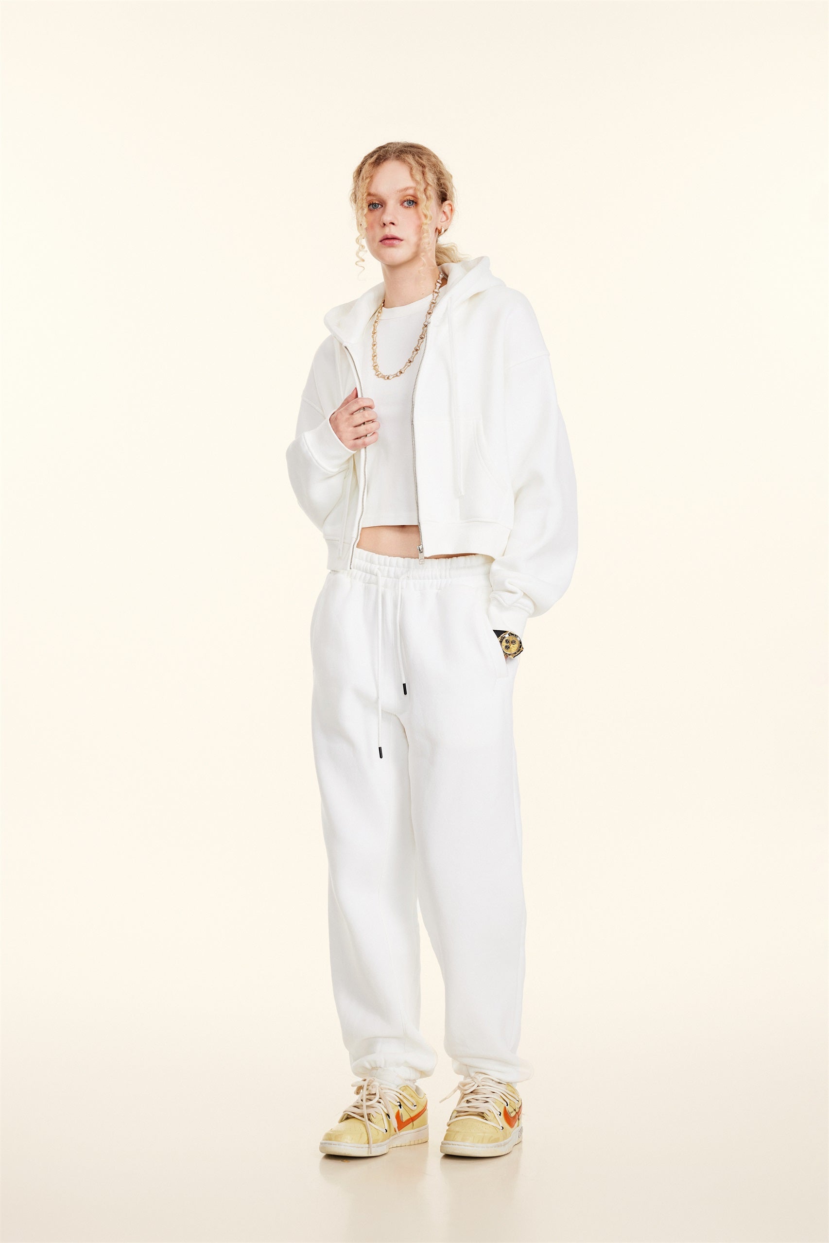 345GSM Women’s Cropped Fleece-Lined Zip-Up Hoodie White