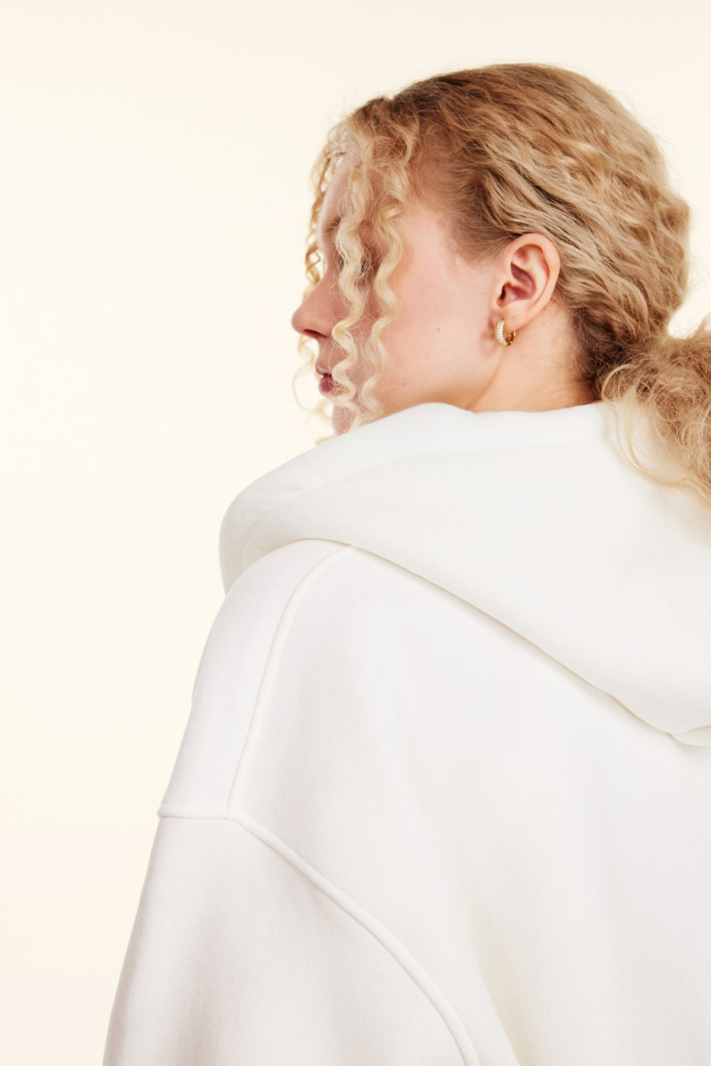 345GSM Women’s Cropped Fleece-Lined Zip-Up Hoodie White