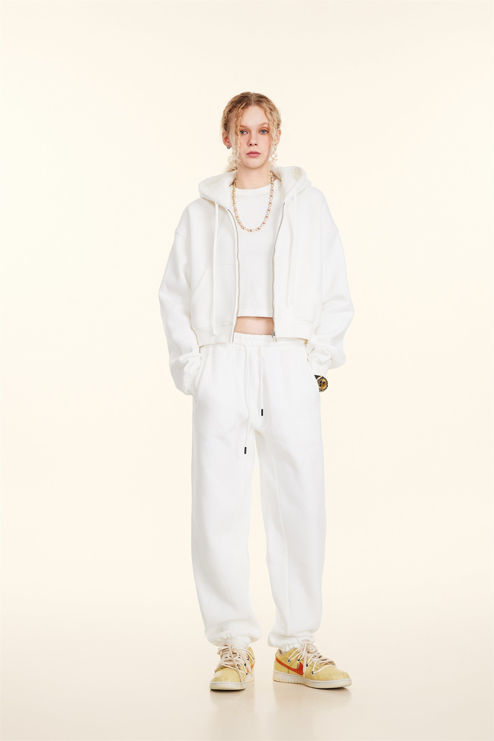 345GSM Women’s Cropped Fleece-Lined Zip-Up Hoodie White