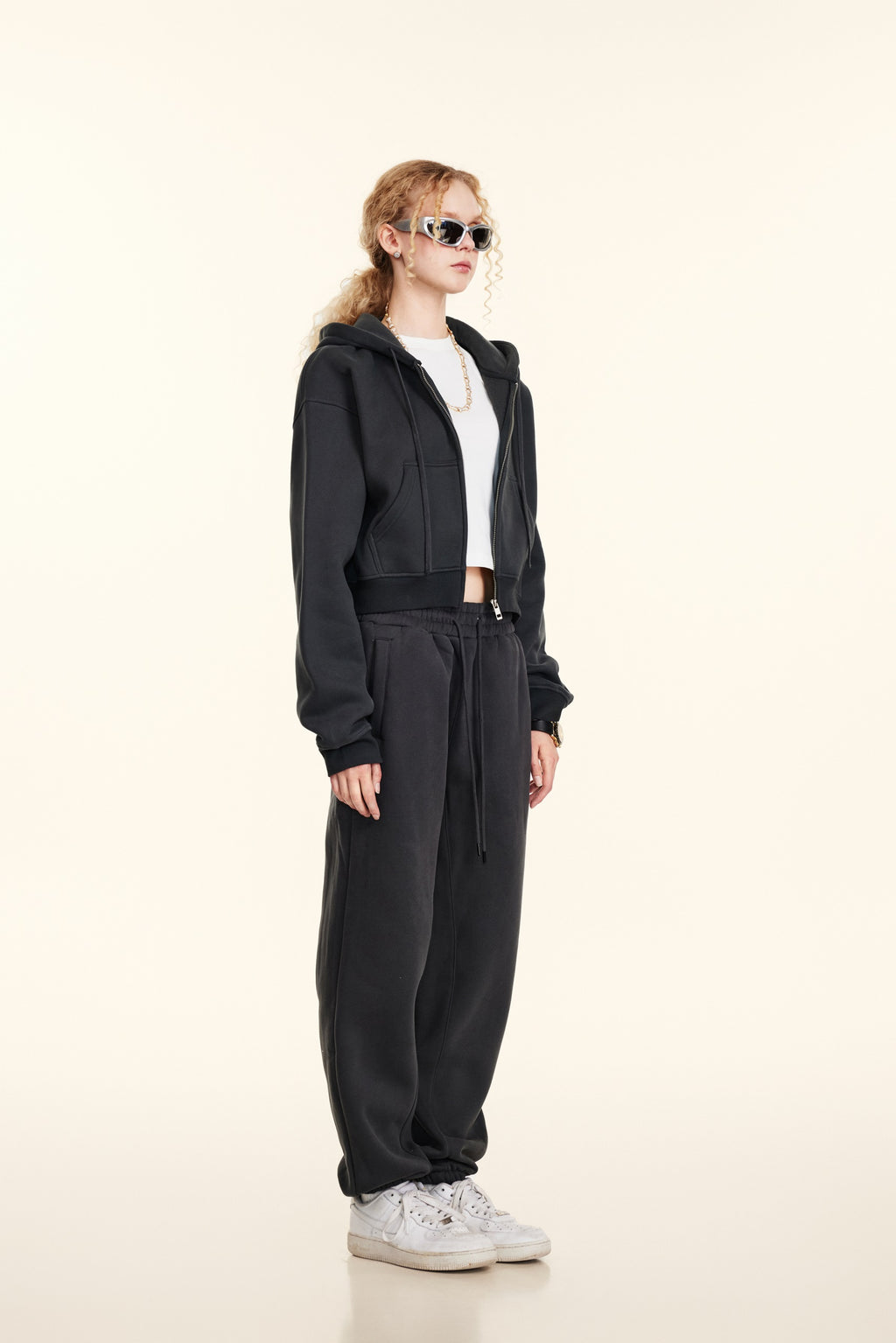 345GSM Women’s Cropped Fleece-Lined Zip-Up Hoodie Charcoal