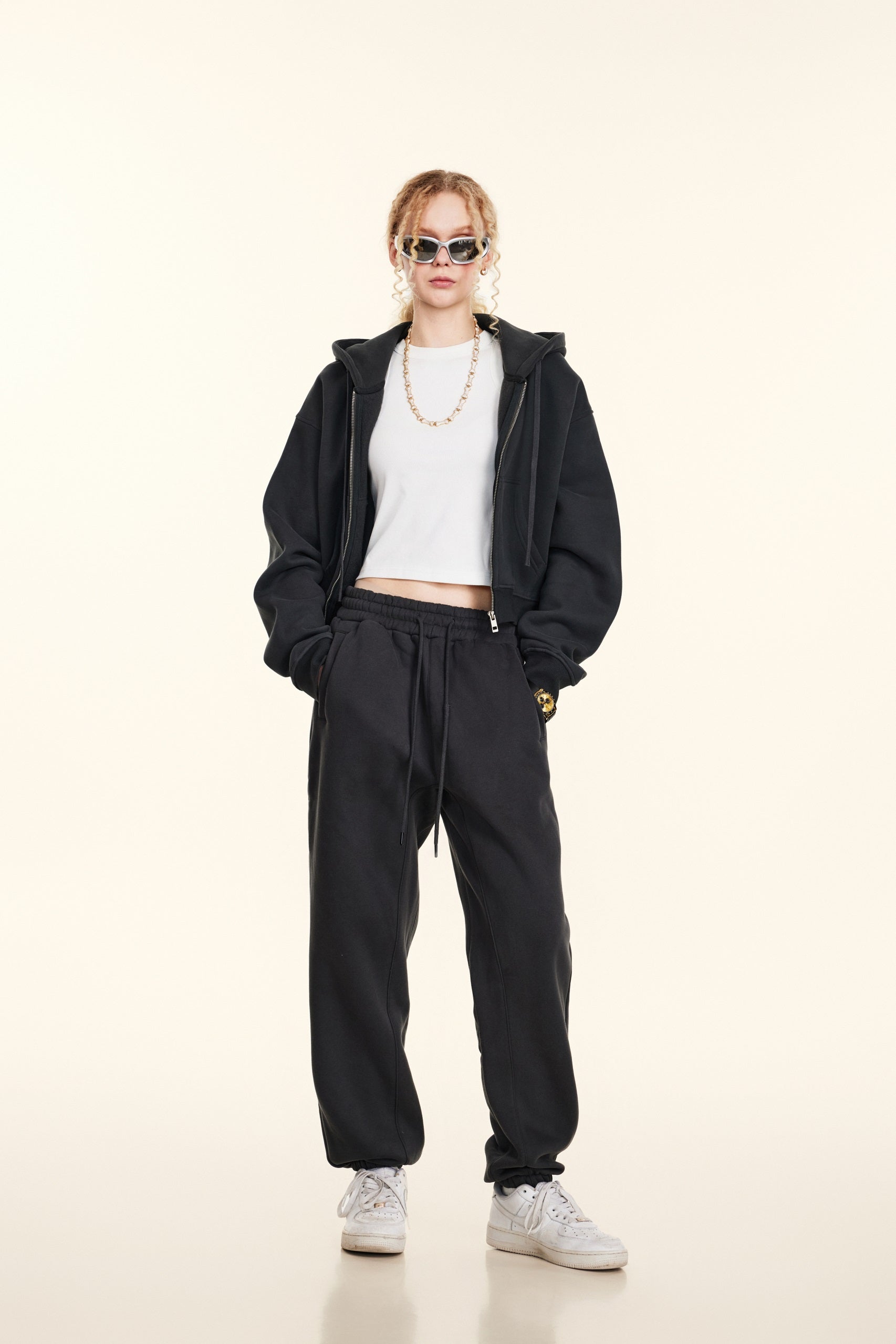 345GSM Women’s Cropped Fleece-Lined Zip-Up Hoodie Charcoal