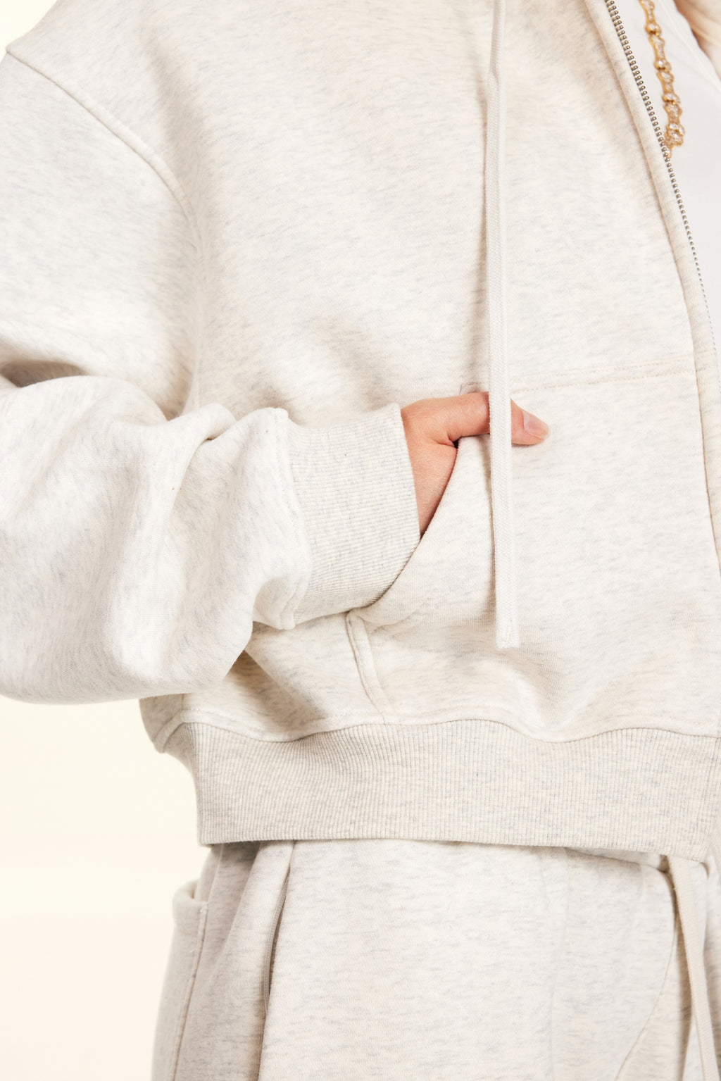 345GSM Women’s Cropped Fleece-Lined Zip-Up Hoodie Oatmeal Heather