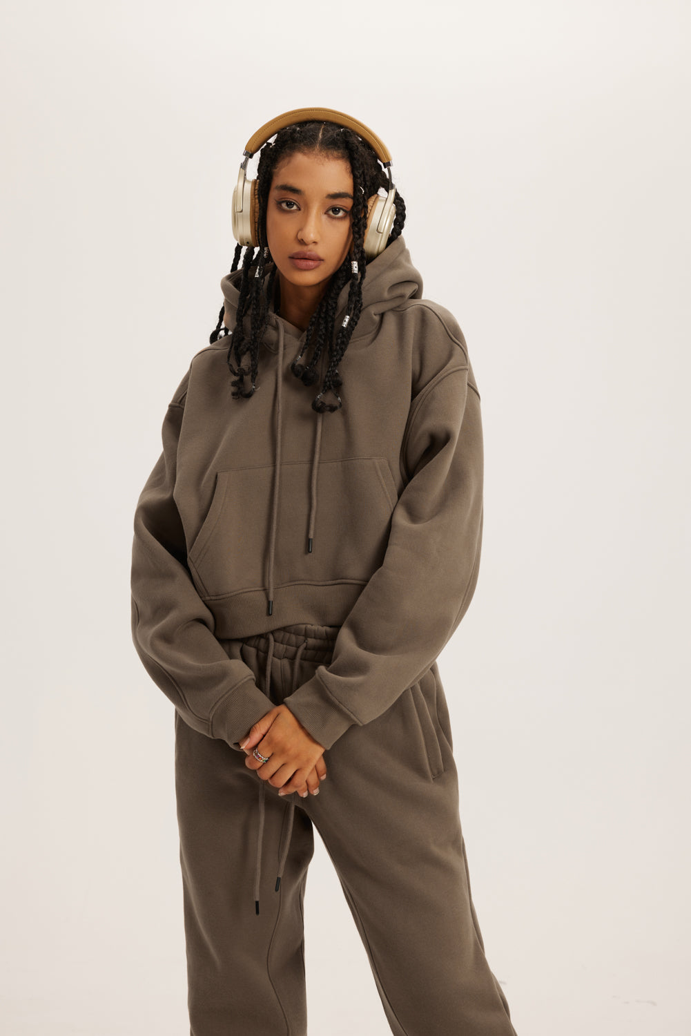 345GSM Women’s Heavyweight Cropped Fleece Hoodie Brown