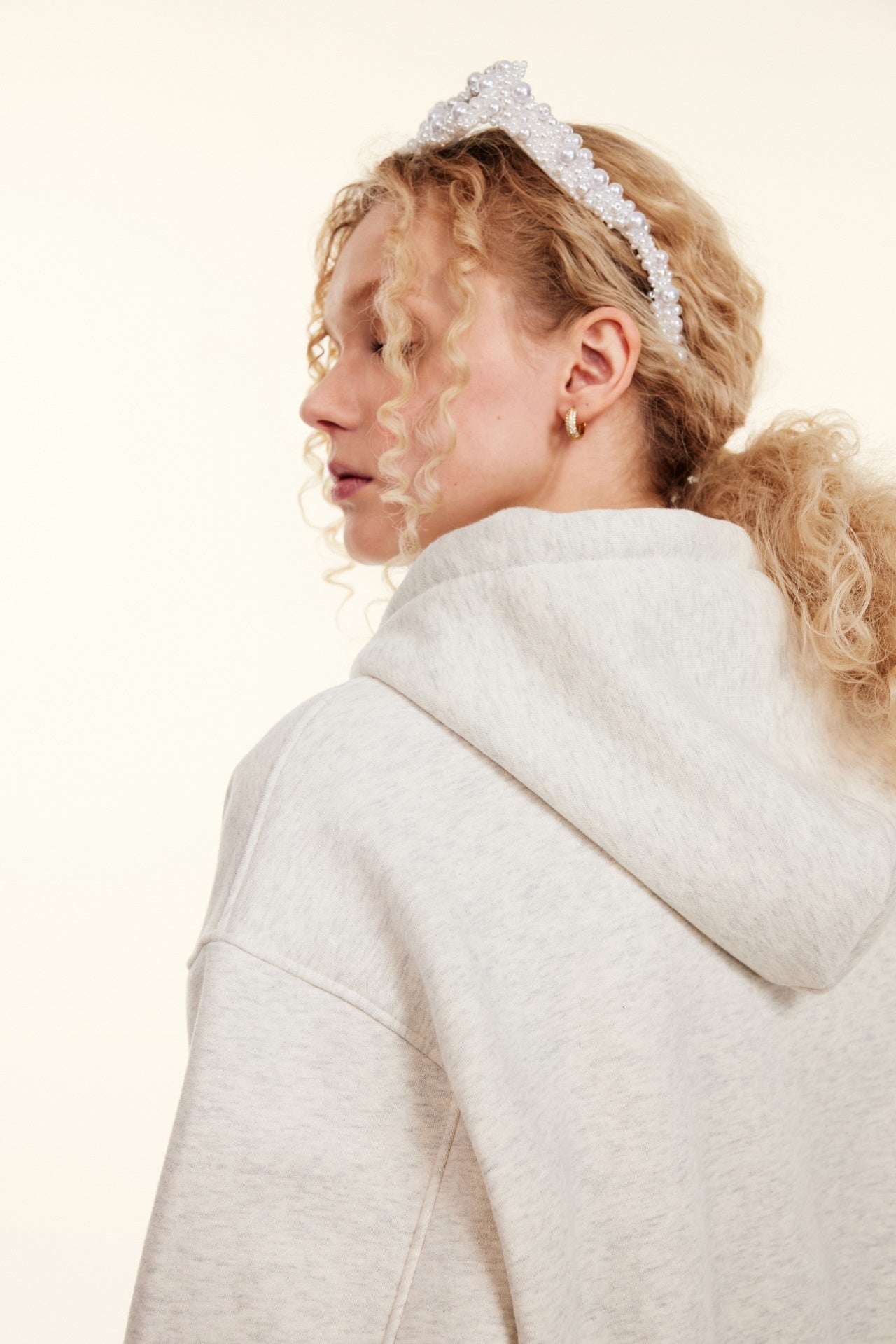 345GSM Women’s Heavyweight Cropped Fleece Hoodie Oatmeal Heather