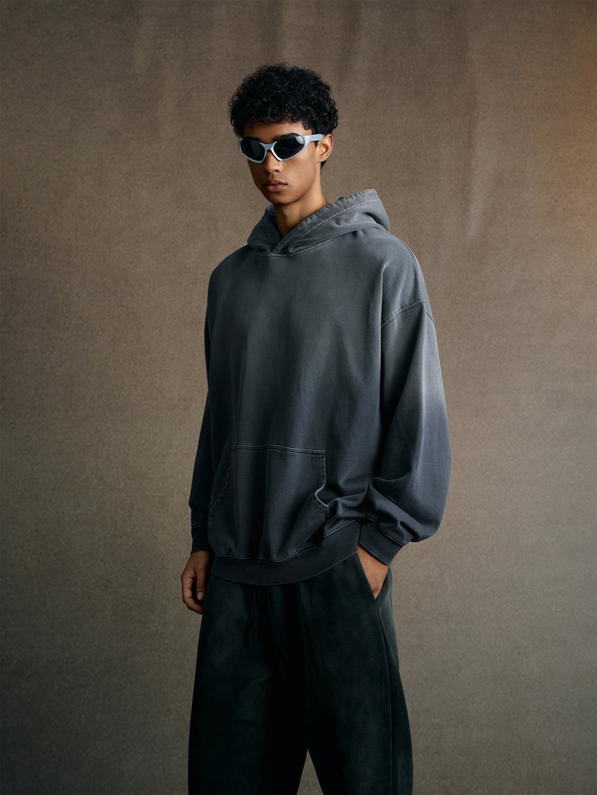 480GSM Unisex Monkey Wash Heavyweight French Terry Hoodie Vintage Charcoal Grey