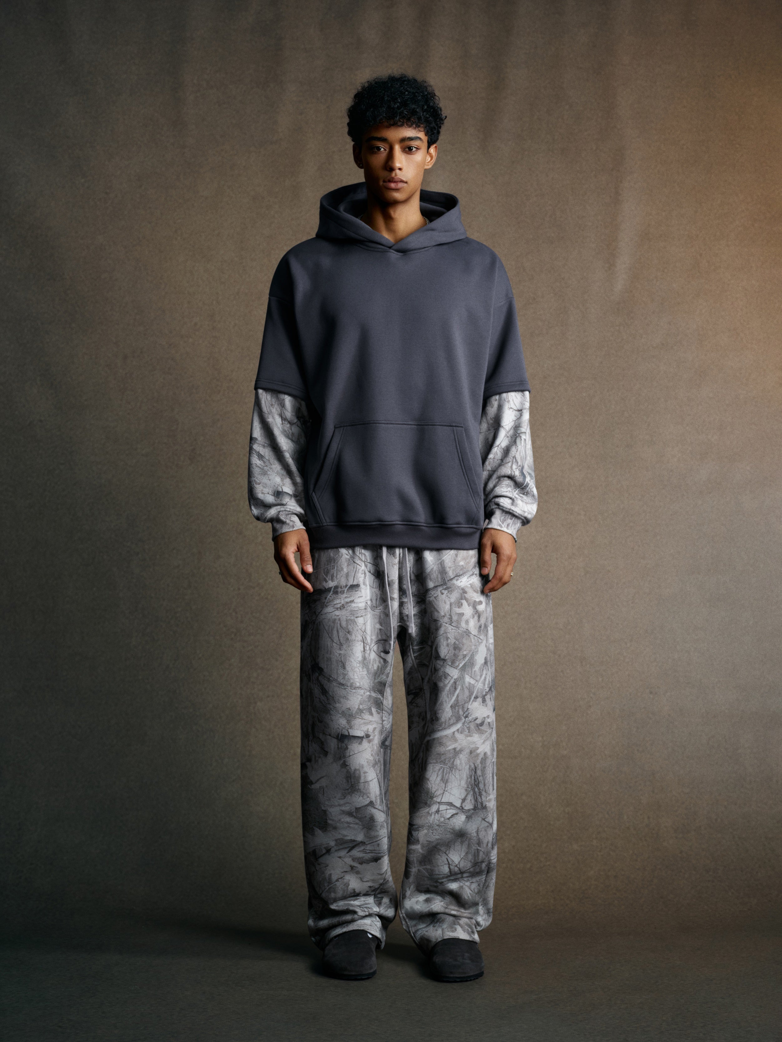 340GSM Unisex Outdoor Washed Layered Spliced Fleece Hoodie Dark Grey