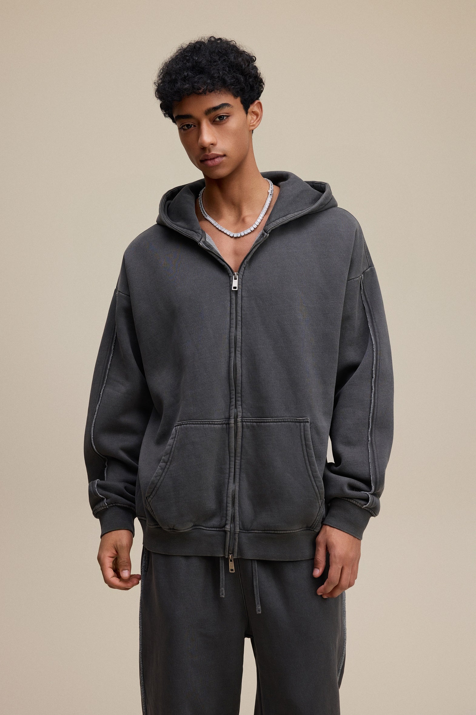 400GSM Men’s Raw-Edge Panelled Double-Zip Pigment-Wash Hoodie Dark Grey
