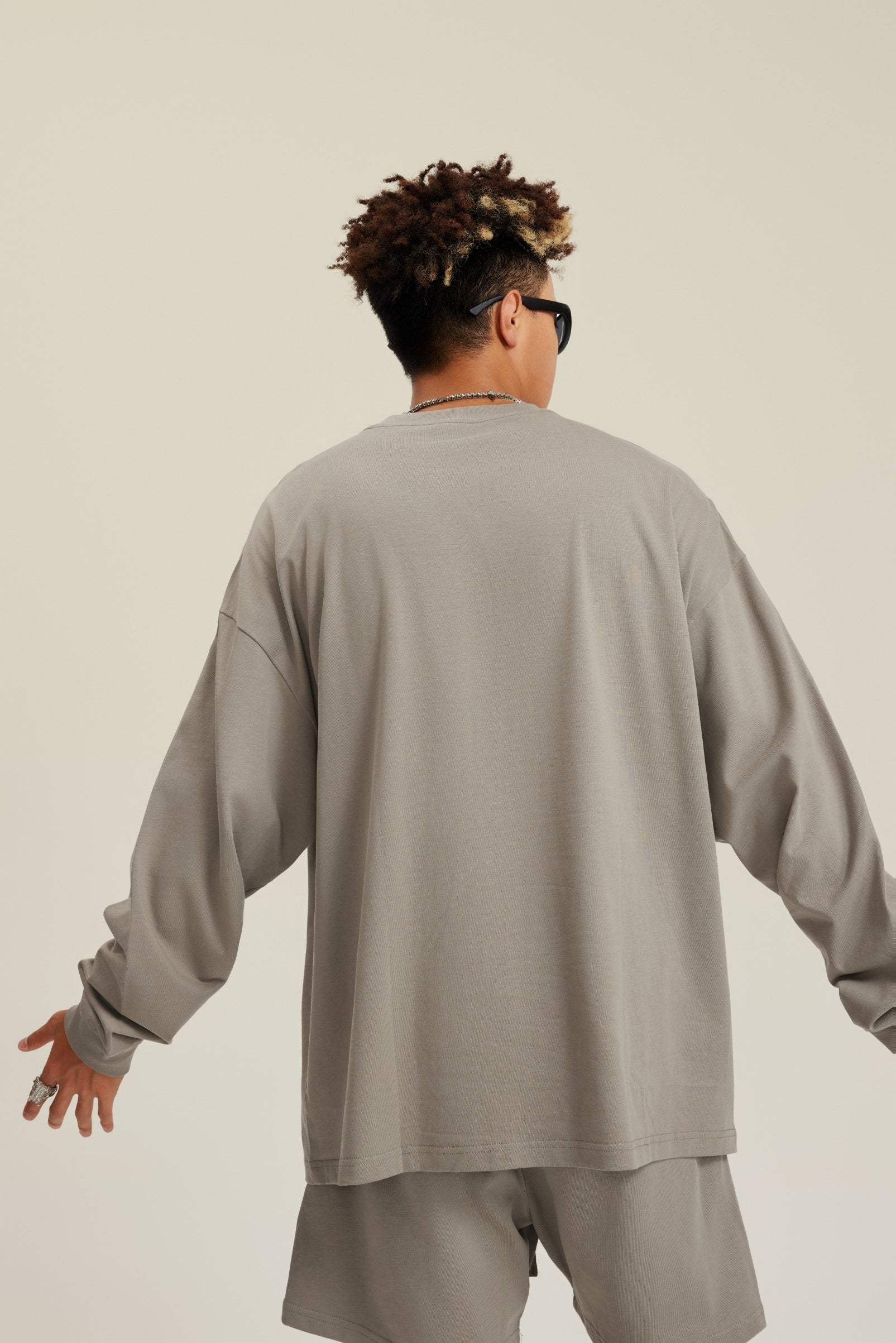 305GSM Unisex Premium Heavyweight Double-Yarn Plain Fabric Earth-Tone Basic Layering Long sleeve Grey Camel