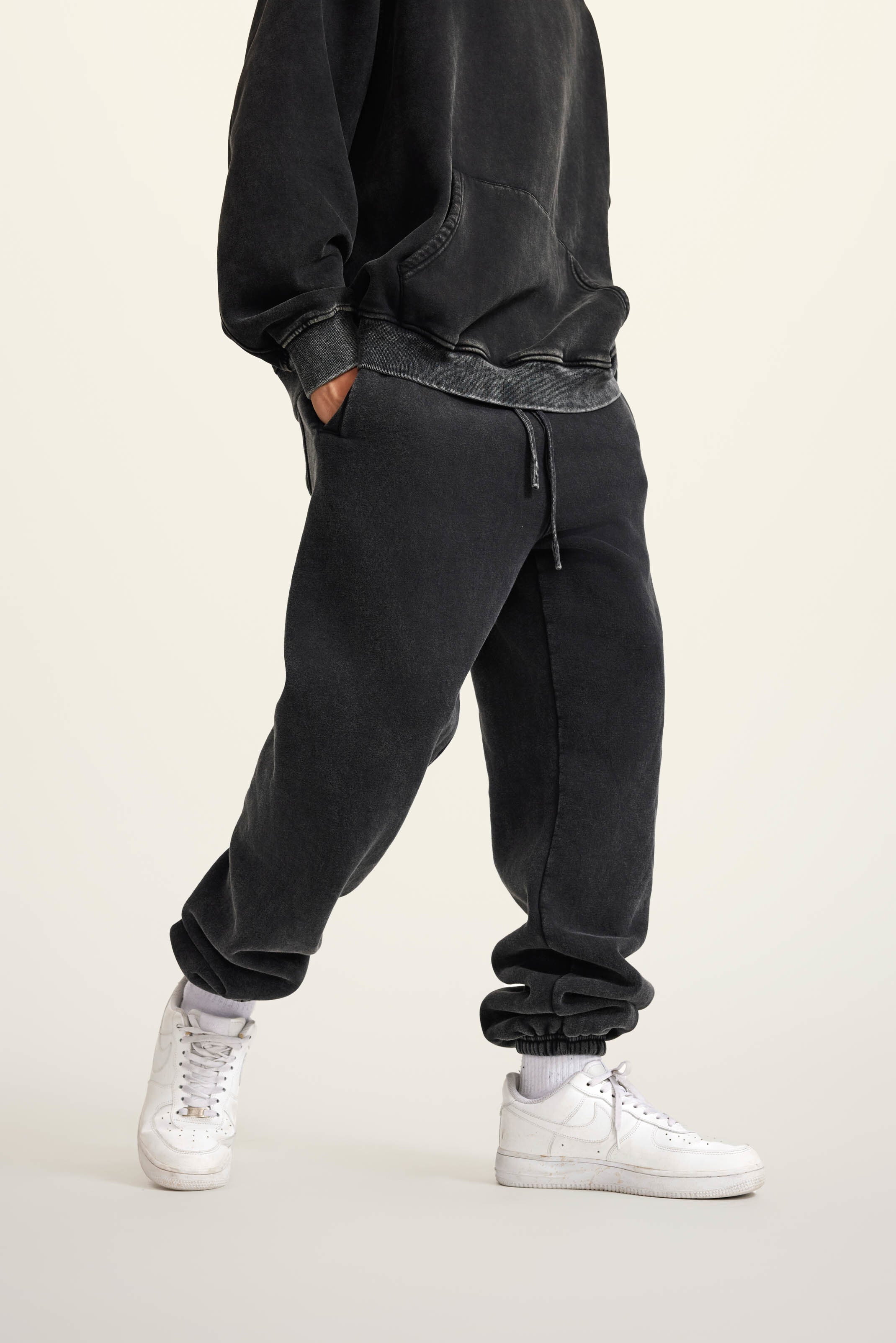 440GSM Unisex Relaxed Fit Loopback Terry Jogger Pants Black