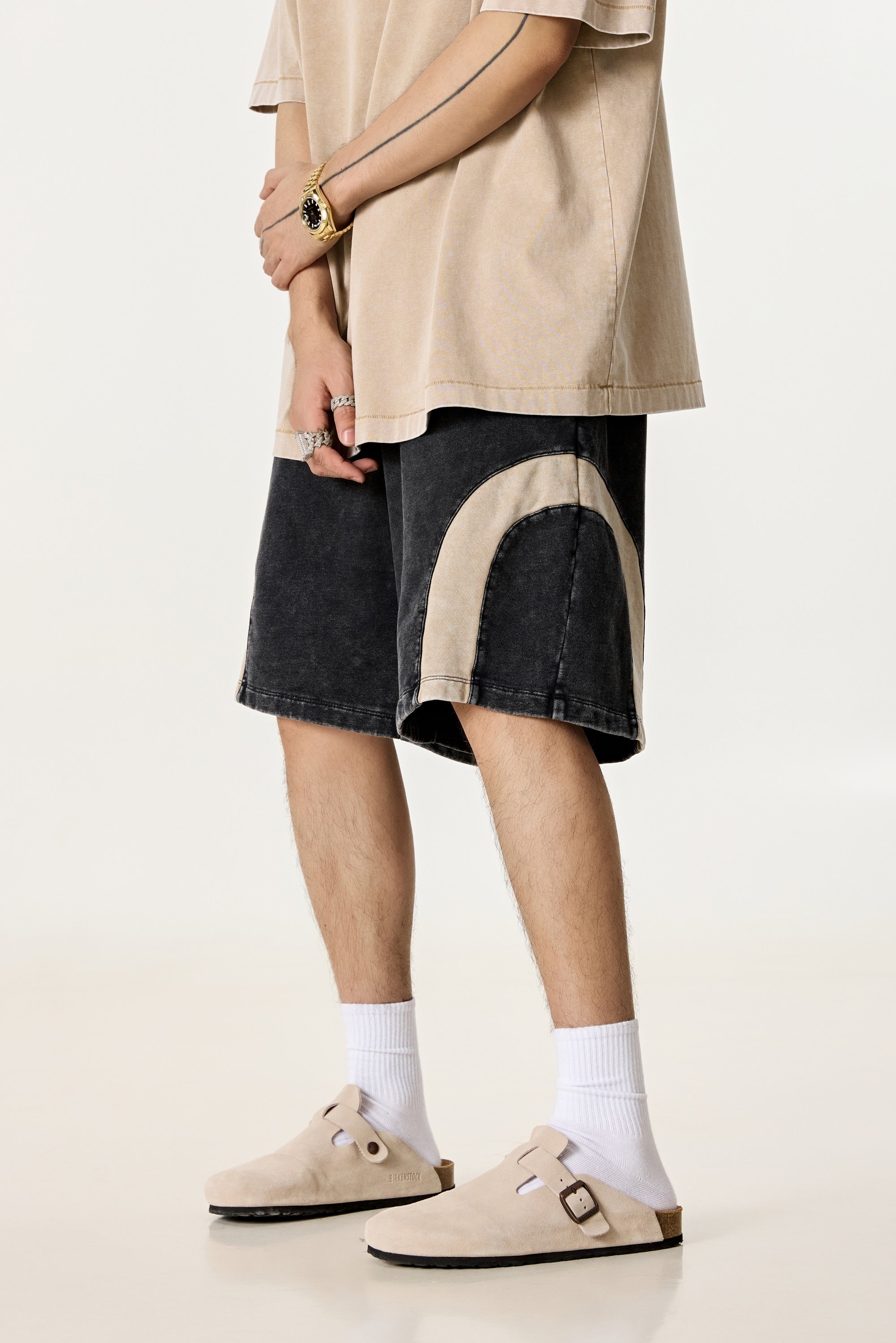 330GSM Unisex Heavyweight Contrast-Panel Snow-Washed Shorts Black/Khaki