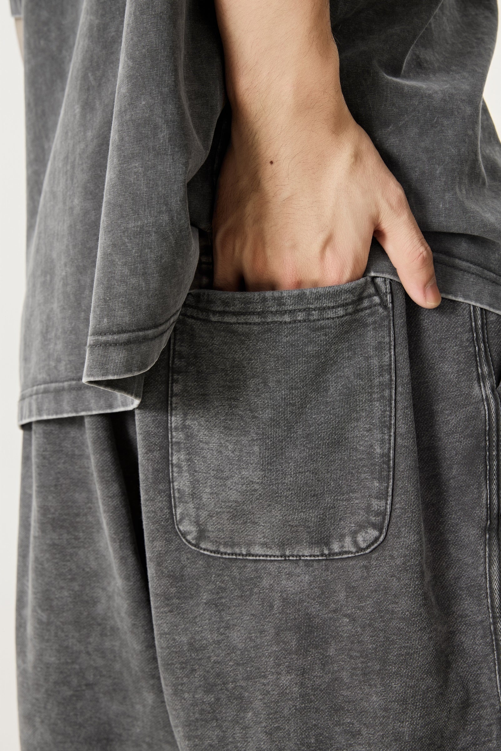 330GSM Unisex Snow-Wash 100%Cotton Wax-Dyed Soft & Durable Shorts Dark Grey