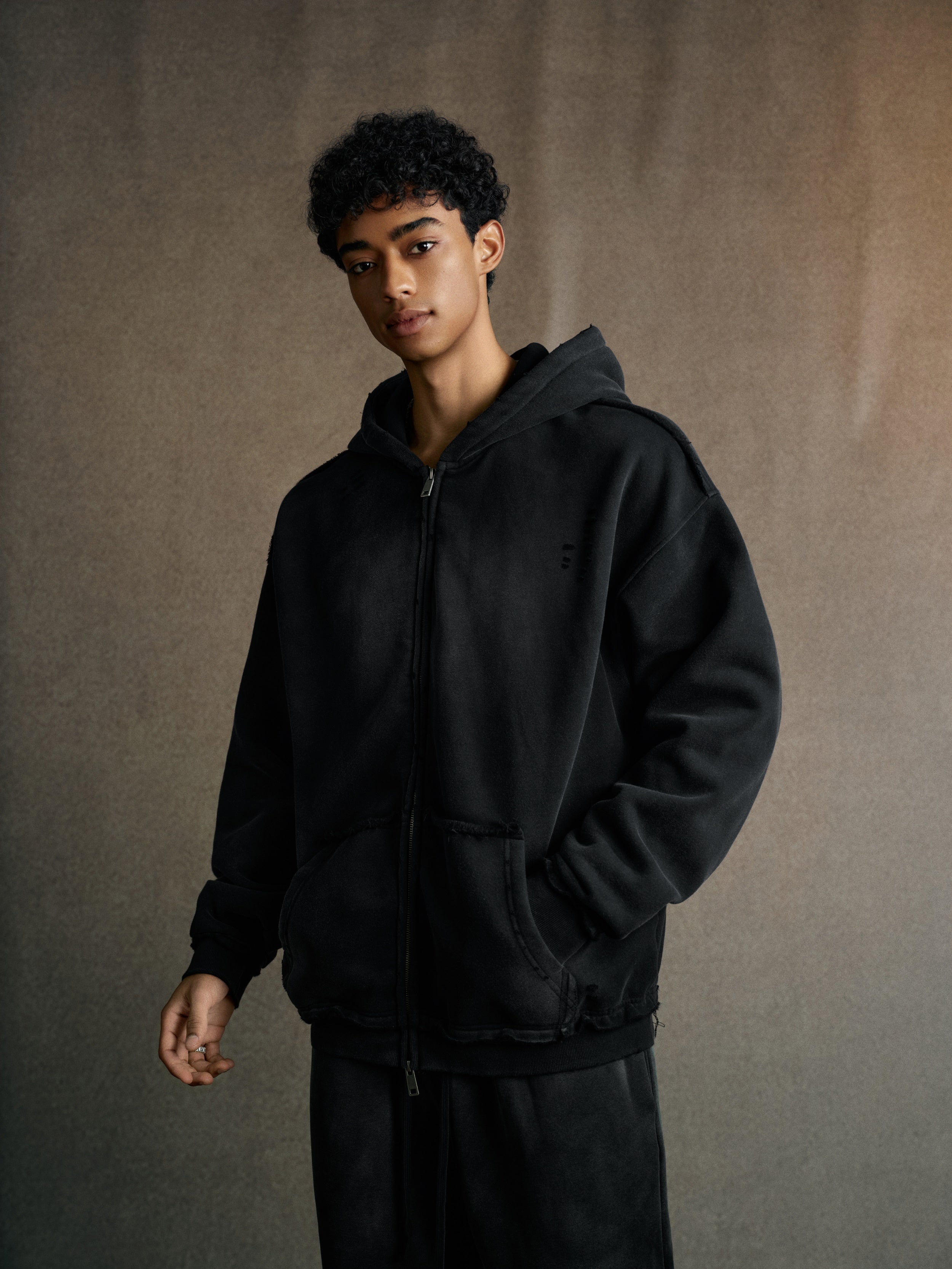 400GSM Men's Distressed Raw-Edge Zip-Up Hoodie Black