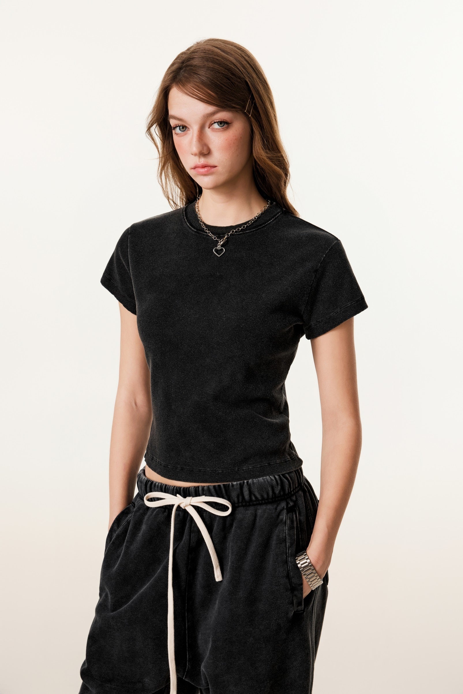 275GSM Women’s Figure-Flattering Straight Shoulder T-shirt Snow wash