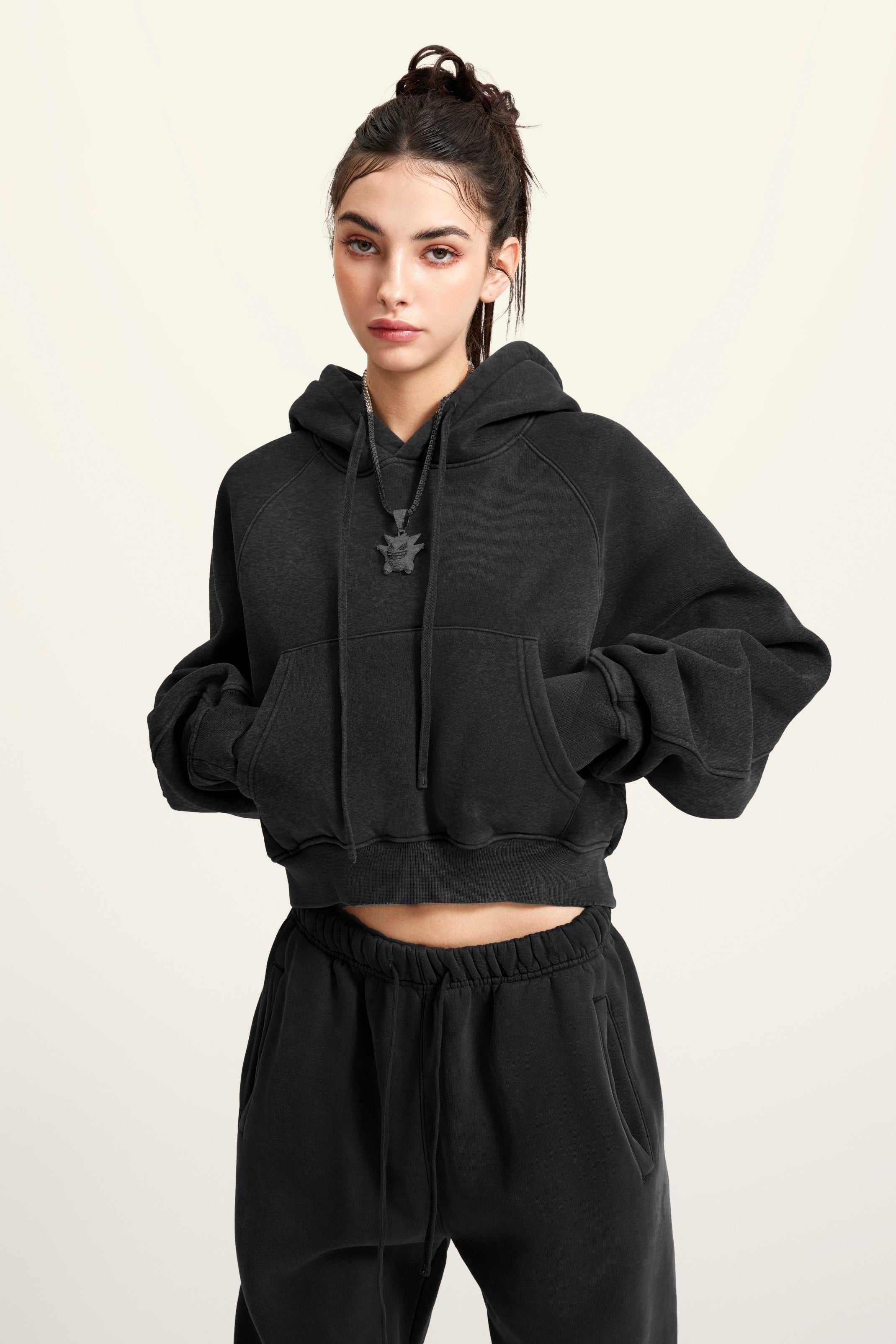 400GSM Women’s Retro-Wash Raglan Cropped Hoodie Snow wash